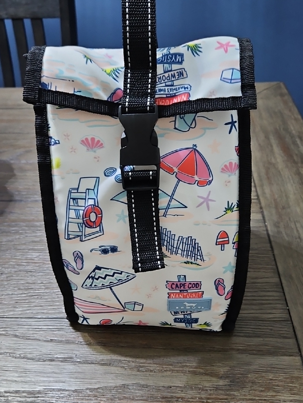 Beach Print Insulated Lunch Bag with Black Trim